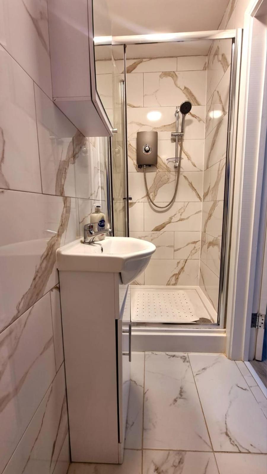 Brand New Flat Close To Turnpike Lane Tube Station London Kültér fotó