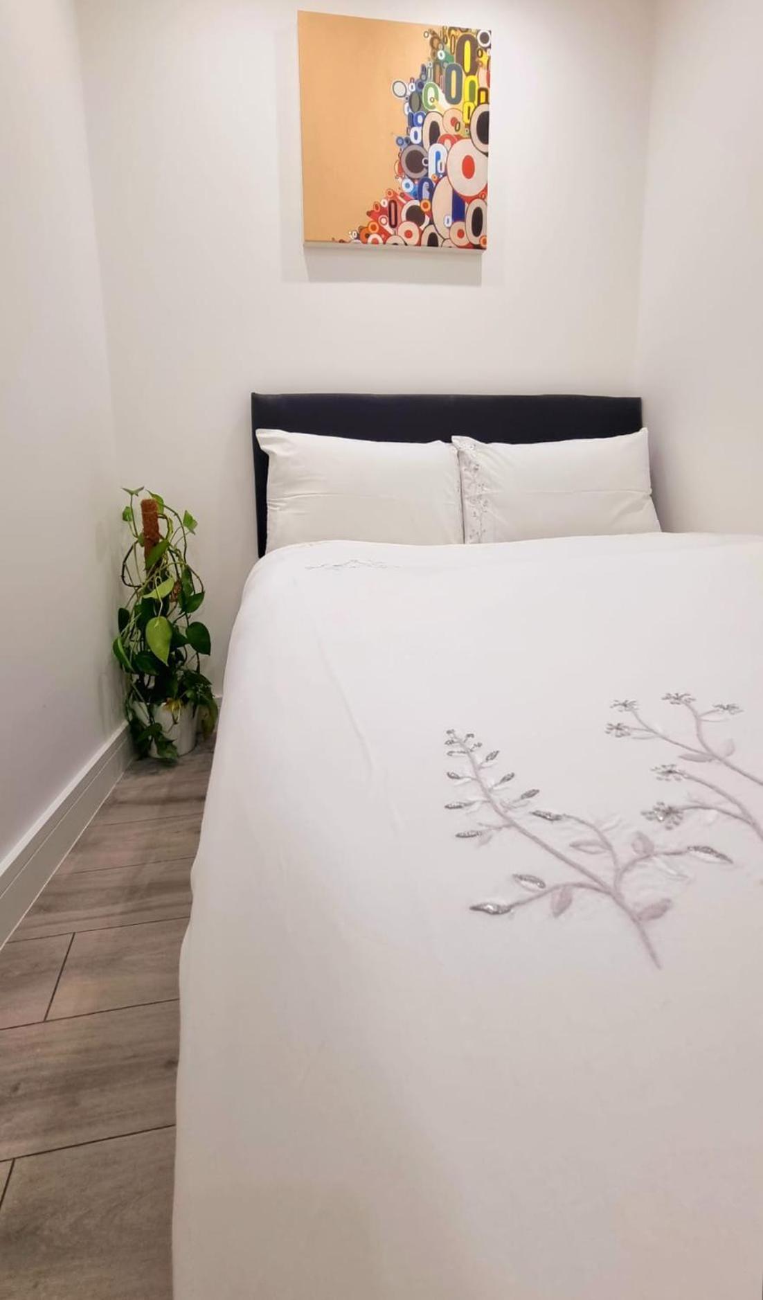Brand New Flat Close To Turnpike Lane Tube Station London Kültér fotó