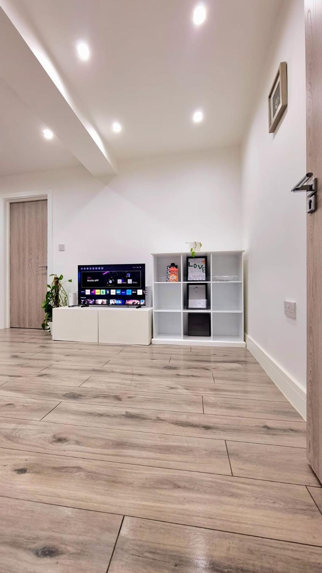 Brand New Flat Close To Turnpike Lane Tube Station London Kültér fotó
