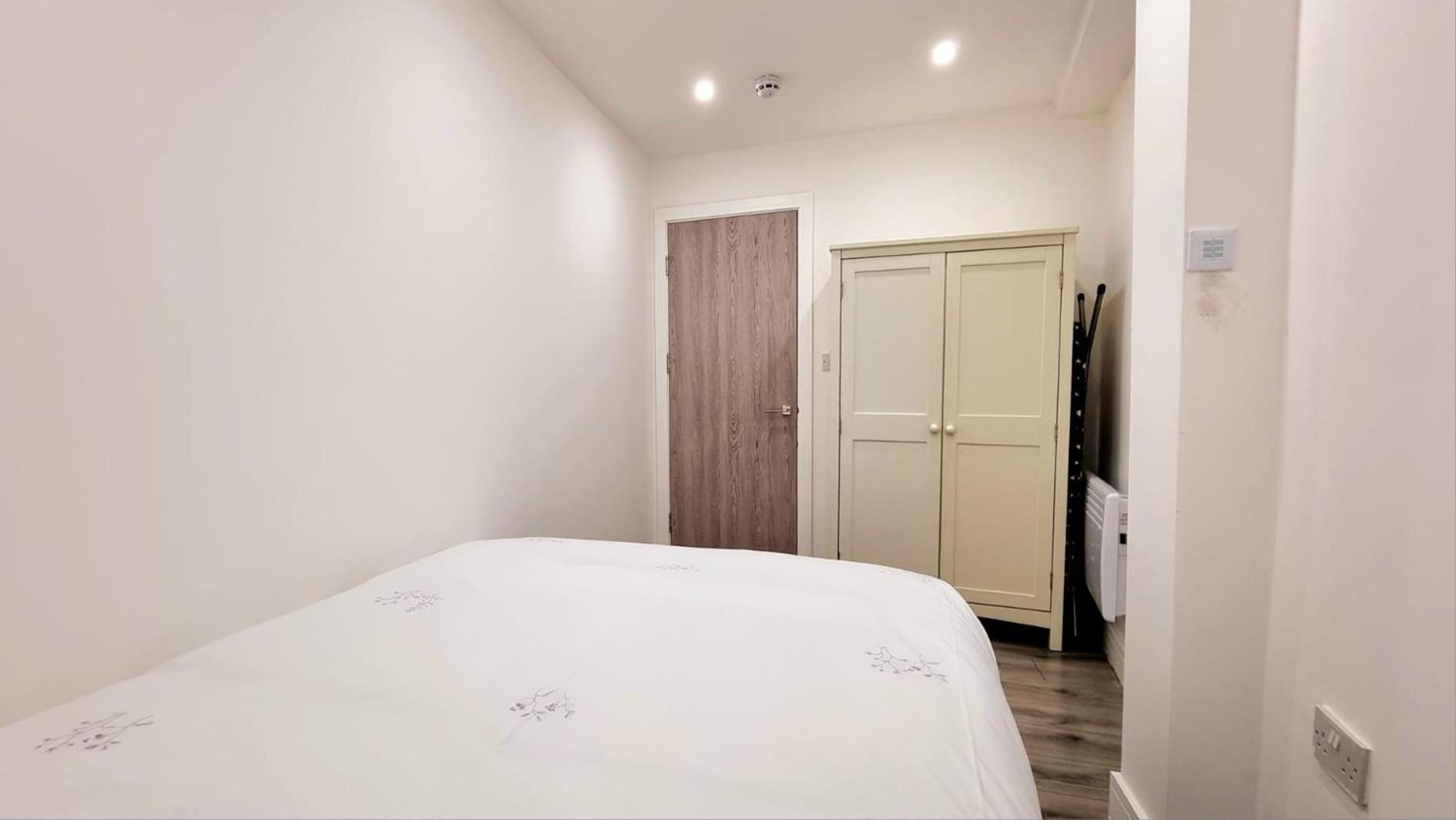 Brand New Flat Close To Turnpike Lane Tube Station London Kültér fotó